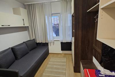 Apartament semidecomandat în Astra