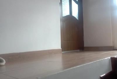 Casă cu 4 camere cu Teren 1000 Mp în Răucești - 7