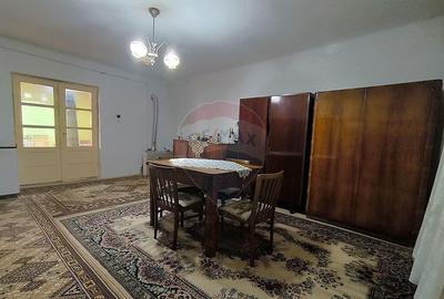 Casa 3 camere si 1400 mp teren in Brateiu - jud. Sibiu - 14