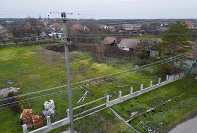 Teren de 1432 mp, în Peregu Mic - 5