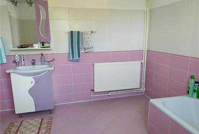 Casă în Șerbănești - 1