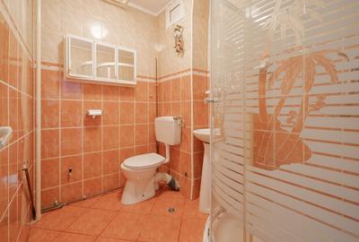 Spatiu comercial/rezidential*Centrala proprie*Parter*Acces stradal*Bloc 1981 - 11