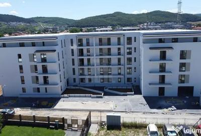 Apartament cu 4 camere semidecomandat în Florești - 3