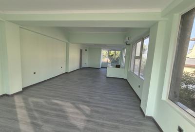 Casa de vanzare in Alexandria – Central, 7 camere, 4 spatii comerciale, renovata - 4