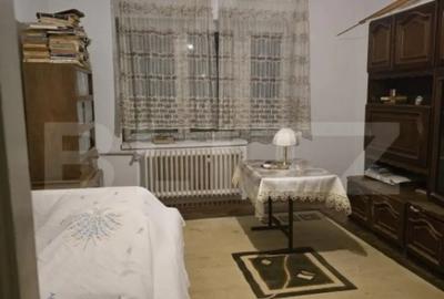 Casă cu 5 camere cu Teren 60 Mp în Titulescu - 14