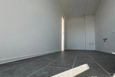 Garsonieră decomandată în Est - 17