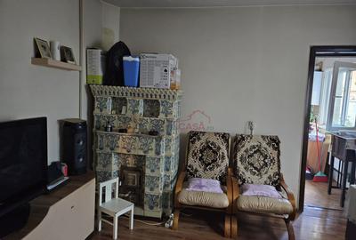 Casă individuală cu 4 camere cu Canalizare în Decebal - 1