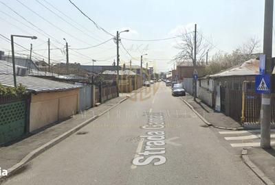 Teren de 300 mp, în Rahova