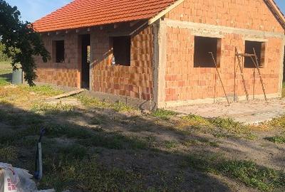 Casă individuală cu 3 camere cu Teren 1500 Mp în Tormac - 2