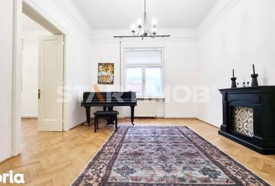 Apartament cu 4 camere decomandat în Centrul Istoric