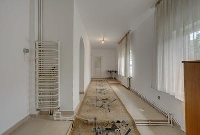Casă individuală cu 3 camere cu Teren 1726 Mp în Tâncăbești - 1