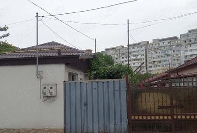 Casă cu 7 camere cu Teren 400 Mp în Central - 4