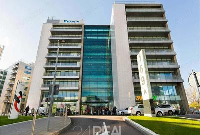 Spațiu comercial, în Aviației - 17