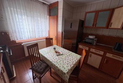 Apartament cu 3 camere decomandat, mobilat în Unirii - 9