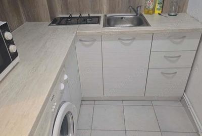 Inchiriez sau vand garsoniera in Deva, zona Dacia, etaj 2, situata pe mijloc, suprafata utila 22 mp, - 9