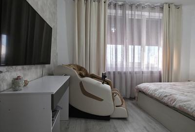 Apartament cu 4 camere decomandat, mobilat în Tomis Nord - 9