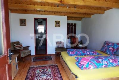 Pensiune la cheie 13 camere  15 locuri parcare si teren 3000 mp - 40