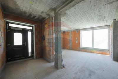 Casă cu 6 camere cu Teren 1253 Mp în Spitalul Județean - 17