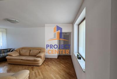 Apartament cu 3 camere semidecomandat în Central - 6