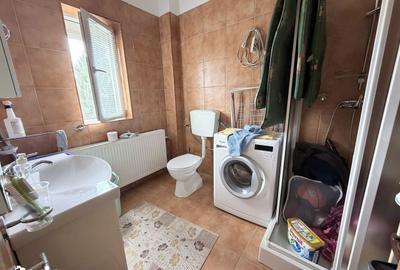 Casă cu 4 camere cu Teren 1300 Mp în Central - 10