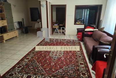 Duplex cu 10 camere cu Teren 2600 Mp în Albert - 2