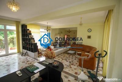 Casă cu 2 camere cu Teren 1500 Mp în Central - 1