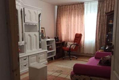 Apartament cu 3 camere în Ultracentral