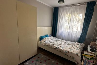 Apartament cu 3 camere, etaj 1/4, zona Alexandru cel Bun - 2