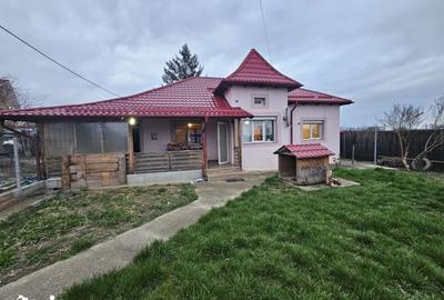 Casă cu 3 camere cu Teren 389 Mp în Ștefănești - 2