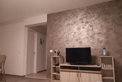 Apartament cu 2 camere decomandat în Central - 1