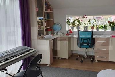 Casă cu 4 camere în Gheja - 1