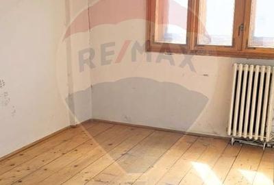 Apartament cu 3 camere în Central - 2