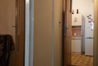 Apartament 3 camere - BLOC ANVELOAPT - 5 minute METROU OBOR - 8