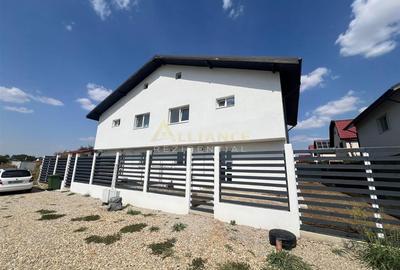 Duplex cu 4 camere cu Canalizare în Berceni - 18