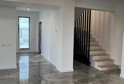 Casa moderna Allegria P+1+M. 5 cam. Util 171mp. Teren 241mp - 42