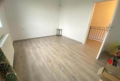 Casa 5 cam Dumbravita IKEA140mp teren 342mp - 6