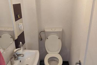 Apartament cu 3 camere decomandat în Poarta 6 - 5