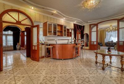 Apartament cu 7 camere decomandat în Ultracentral - 2