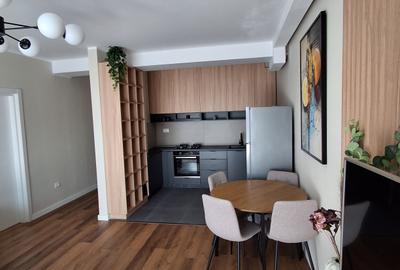 Apartament cu 2 camere semidecomandat, mobilat în Decebal - 5
