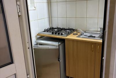 Garsonieră decomandată în Titan - 8