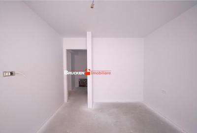 Spațiu comercial, de 135 mp, în Decebal - 14