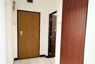 Apartament cu 3 camere pe strada Republicii - 1