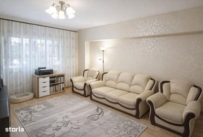 Apartament cu 4 camere decomandat în Cug