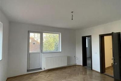 Casa cu 8 camere: clinica, cabinete medicale, centru estetica si similare, Grivi - 3