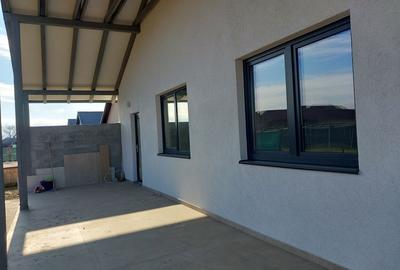 Casă cu 3 camere în Biharia - 4