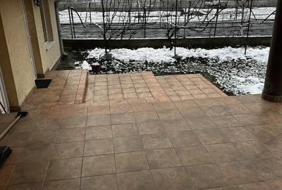 Casă cu Teren 614 Mp în Central - 11