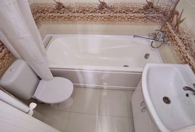 Apartament cu 3 camere decomandat în Soarelui