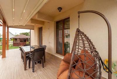 Casă cu Canalizare în Mărăcineni - 2