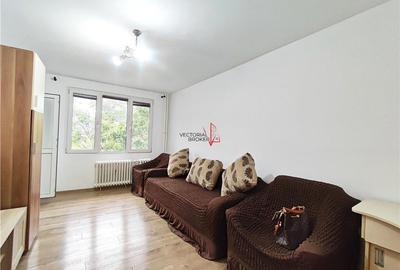 Prima inchiriere, decomandat, bloc stradal, et.2/10 la 5 min metrou Nicolae Grig Prima inchiriere, decomandat, bloc stradal, et.2/10 la 5 min metrou Nicolae Grig - 3