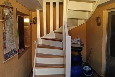 Casă cu 4 camere în Central - 2
